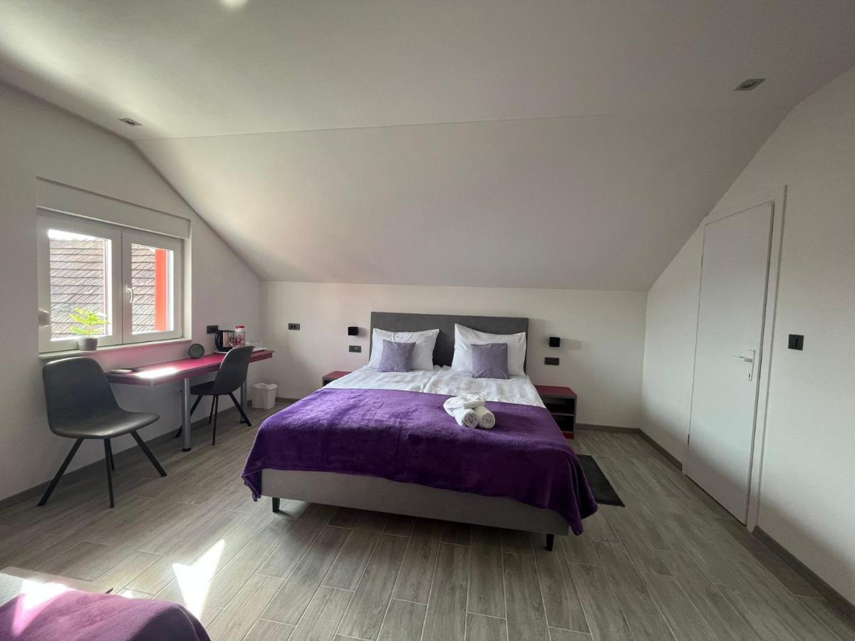 Rooms Jelak Велика Горица Екстериор снимка